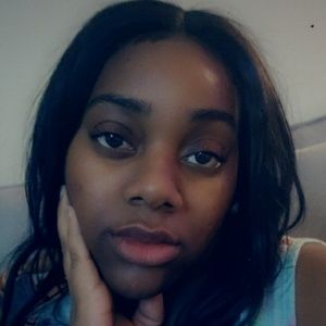 Meet your Posher, Clareasa